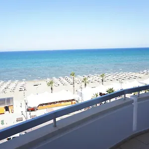 Lazuli Sea View Beachfront Ap 43 Apartment Larnaca